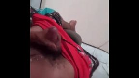 aline tavares seduzindo o novinho mc da baixada santista na chamada de video ( chamada autorizada ) -