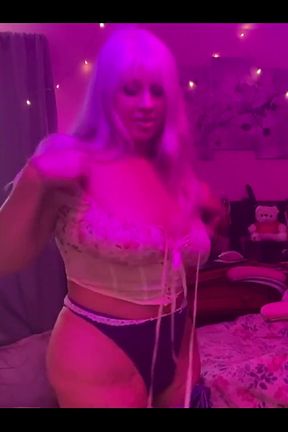 796897514279149568. mp4