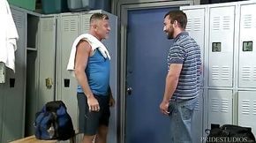 Daddy Gets Ass Fucked at the Gym