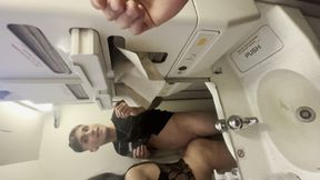 I Fuck an Arebe on a Plane, She Sucks My Cock and I Destroy It in the Bathroom