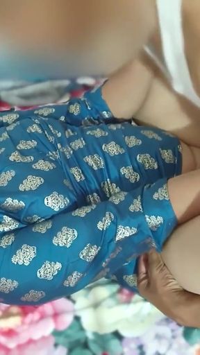 indian College couple enjoying fuck in home, College Girl fucking with bf in her home   Clip 1