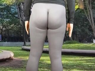 Large bubble ass public flashing