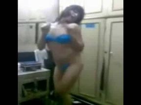 Egyptian Crossdresser Dances Sensually