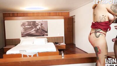 Colombian MILF Amelia Red Fucks Receptionist To Let Her Stay At The Hostel Full Scene