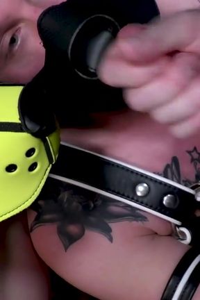 Tripple Trestle, two hungry bottom serving massive dick