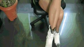 Angry tapping lady boss WMV(1280x720)FHD