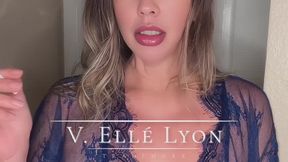 Elle Lyon Drops the Robe and Smokes for You