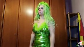 Grinchina upset for Christmas and farting