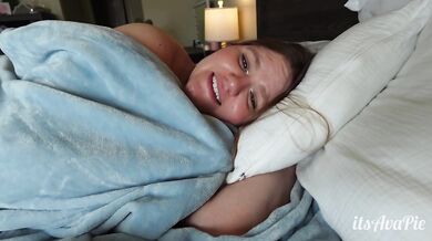 MILF busted sensually spooning freeuse fantasy with big fat ass while dildo played