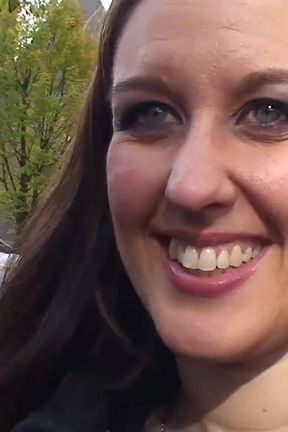 Brunette loves to fuck in the open