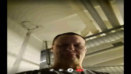 tomislav tausanov Masturbirati se ispred web kamere'