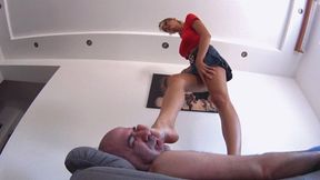 REA - My Jacuzzi - EXTREME Trampling And Facebusting GOPRO VERSION 720p