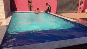 Novinhos e Novinha Banhando na Piscina Da Casa da PJTX @ Alerquina PJT X @ Renan Martins Pantaneiro