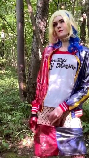 Harley Quinn Naked Outdoor