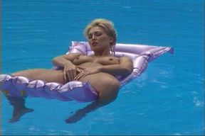 Double Fucked MILF Penetrated After Swimming