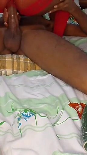 Sri Lankan Wife Gets Anal Fucked by Neighbor Boy - Cucumber Fuck