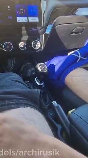 I Secretly Jerked off a Big Cock to a Student During a Break Near College. Do You Want to Suck Our Cocks?