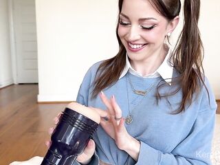 Unboxing And Toy Review: The 'In nature's garb Grasp' Fleshlight by Kera Bear