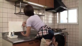 Old but still wet: Thick mature MILF fucked on her back