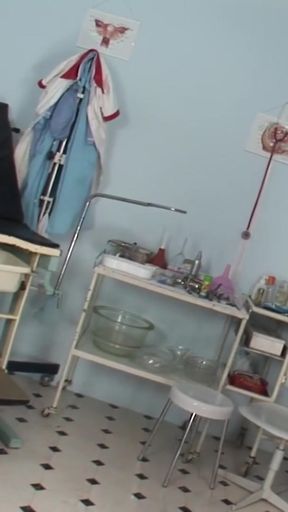 Jaw-dropping moment from "Nurse sucks her doctor's balls"