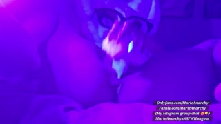 Soaking my UFO dildo in lube and fucking myself under blacklight 👽🛸
