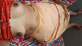 भाभी झाड़ू लगा रही थी देवर ने कोने में लेजाकर चोद दिया