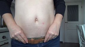 BELLY BUTTON EXTREME CLOSE-UP 9BB