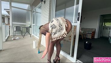 A cleaning servant was misused by pervert boss