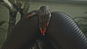 Sanktor - Hot African Girl Twerking and Teasing