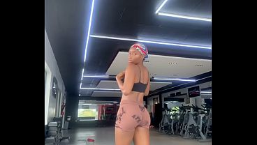 Amateur ebony babe shows off her perfect ass and tight hole in this solo video.