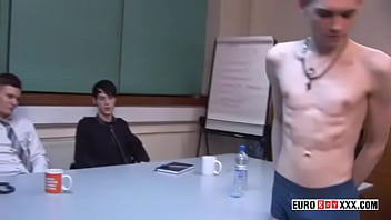 Twinks Shaun Mann and Aaron Aurora breed with Skye Romeo