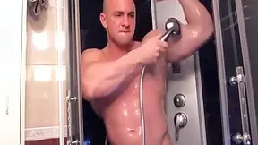 Bodybuilder Jerking Off In Shower