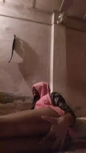 Hjabi cum for mistress