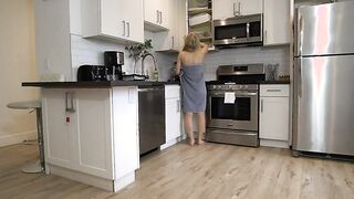 My Stepmom Let Me Eat Her Pussy1