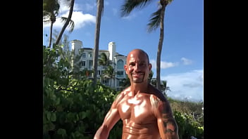 FLEXING AT THE BEACH