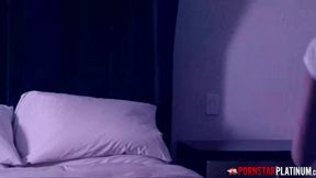 PORNSTARPLATINUM Blonde Jessa Rhodes Rides Massive Dick