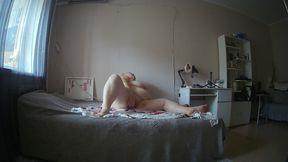 Girlfriend with Big Round Ass Masturbates Meaty Pussy with Sex Toys