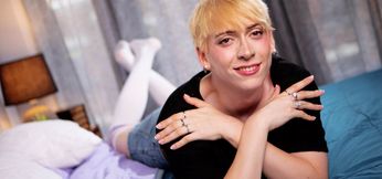 BLONDE vs BLACK! Femboy Io takes HUGE BBC!
