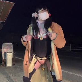 Self-training No. 39: Nighttime Exposure in Phone Booths and Vending Machines