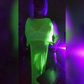 Alana Sparxxx black light tease