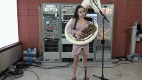 Ama Rio Tries Out the Sousaphone Vibrator (MP4 - 1080p)