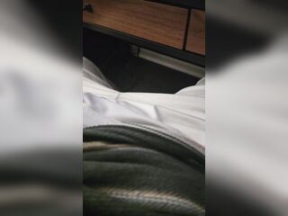 Personal Desk Masturbation quickie