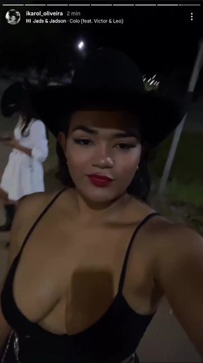 Woman in cowboy hat