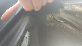 peeing in my leggins