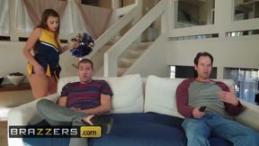 Dirty cheerleader gets fucked behind her dads back