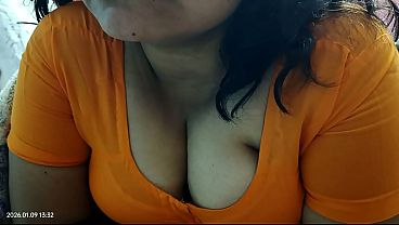 Sexy Desi Housewife with her Big ass Enjoy Hardcore Fucking