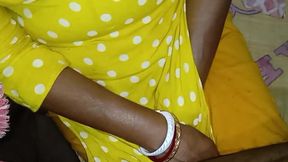 Village Aunty Went to the Juggi and Fucked Like Crazy, Then in Doggy Style Fucked the Black Pussy