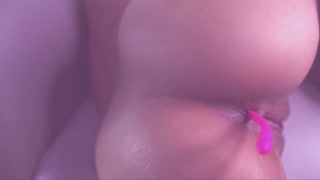 Close-Up toy