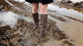 muddy high heels boots, high heels wrecked, high heels in mud, high heels boots wet