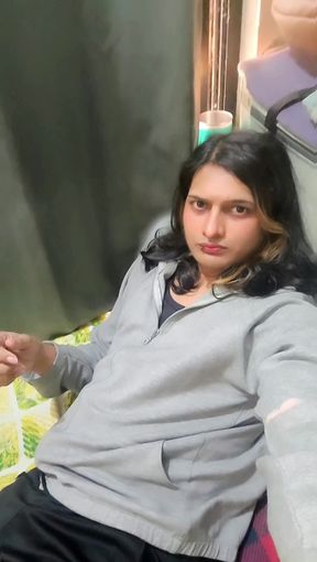 Zoya Shezadi Going to Shower and Wearing Blue Towel and Talking About Myself